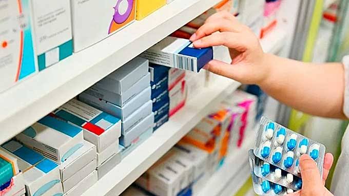 Farmacéuticos advierten sobre los riesgos de desregular la venta de medicamentos