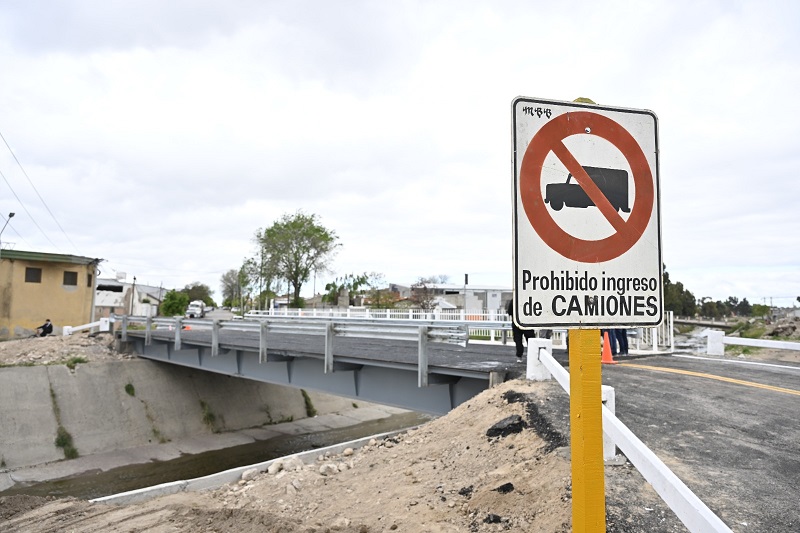Habilitan el puente provisorio de calle Líbano sobre el Canal Maldonado
